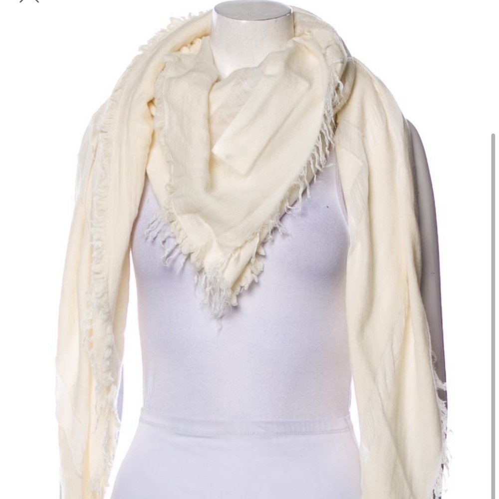 Toteme Cream and White Woven Wrap - Picture 3 of 3